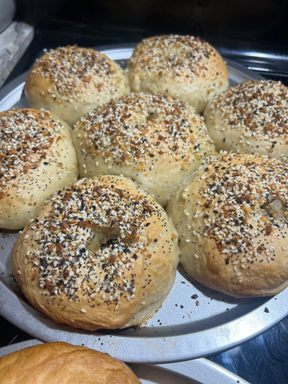 Everything Flavored Sourdough Bagels – Fresh & Handcrafted