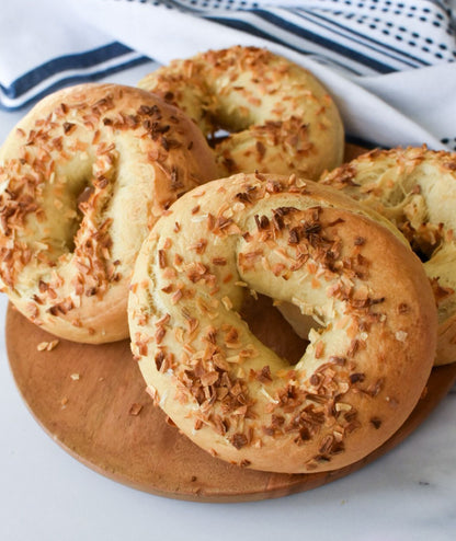 Onion Sourdough Bagels – Fresh & Handcrafted
